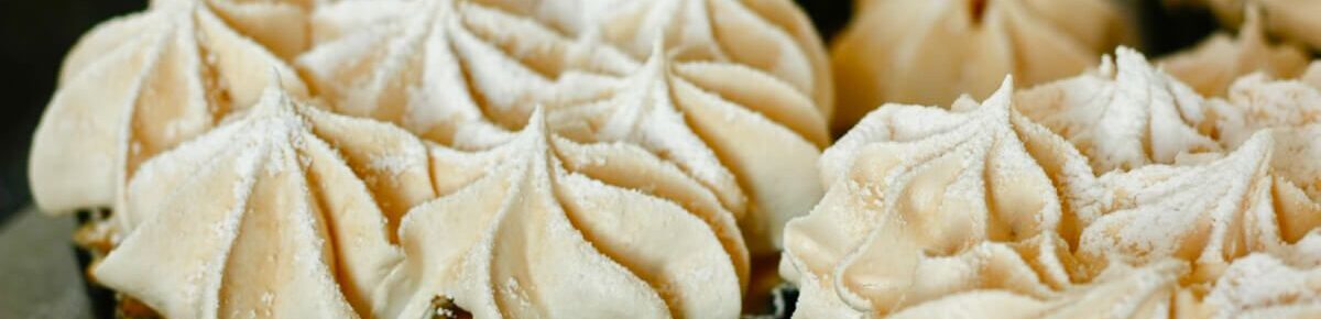 tarta de ruibarbo con merengue